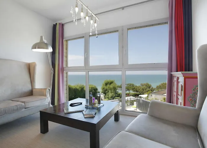 The Originals Hotel Le Cise Restaurant Chambres Et Suites